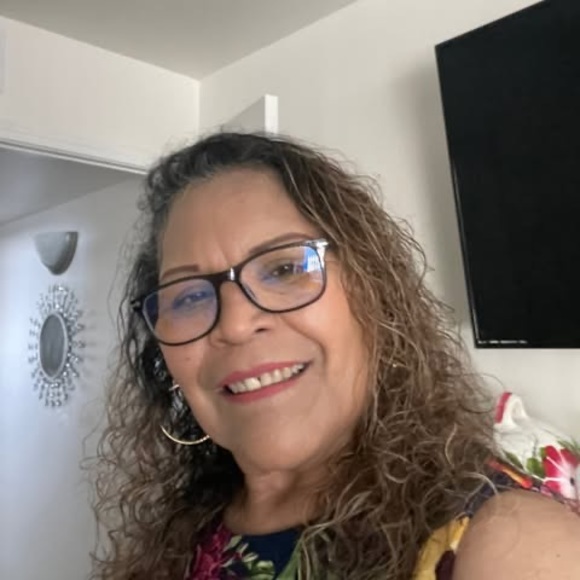 Meet your Posher, Paulina - Picture 1 of 1